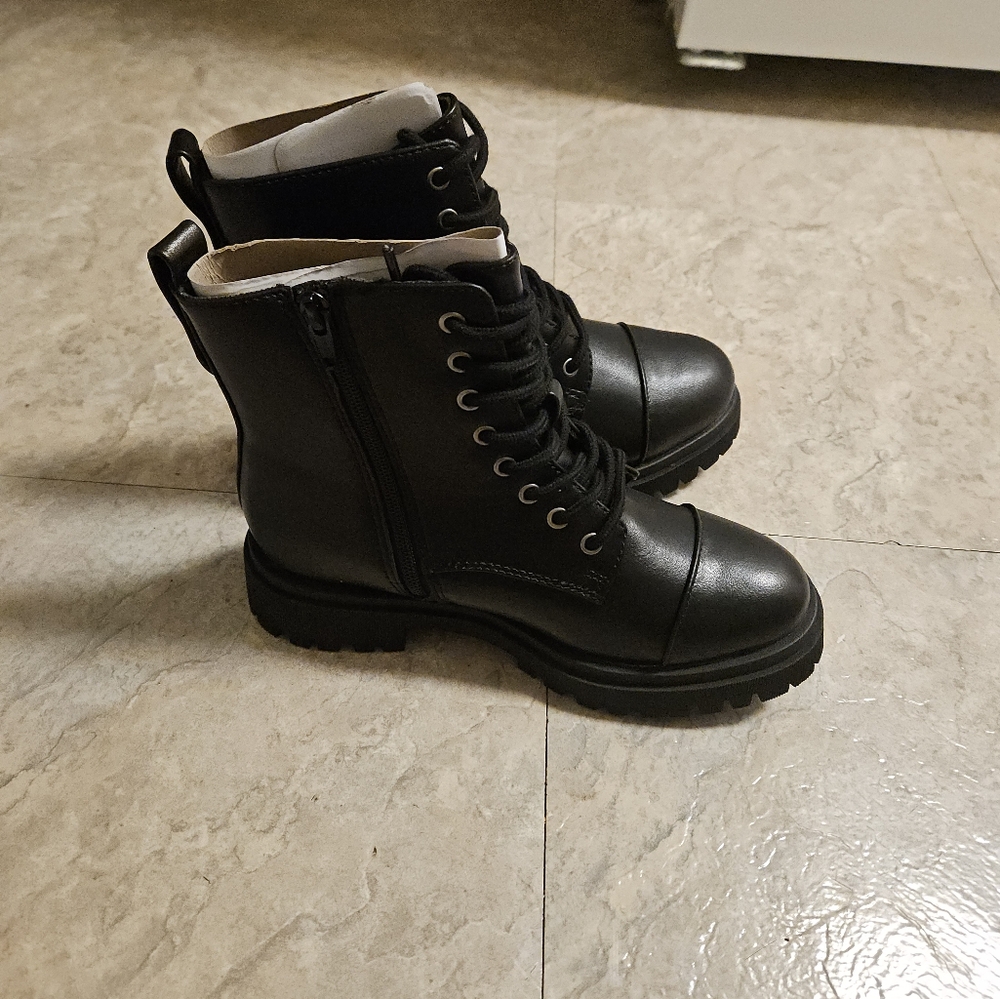 Black Boots